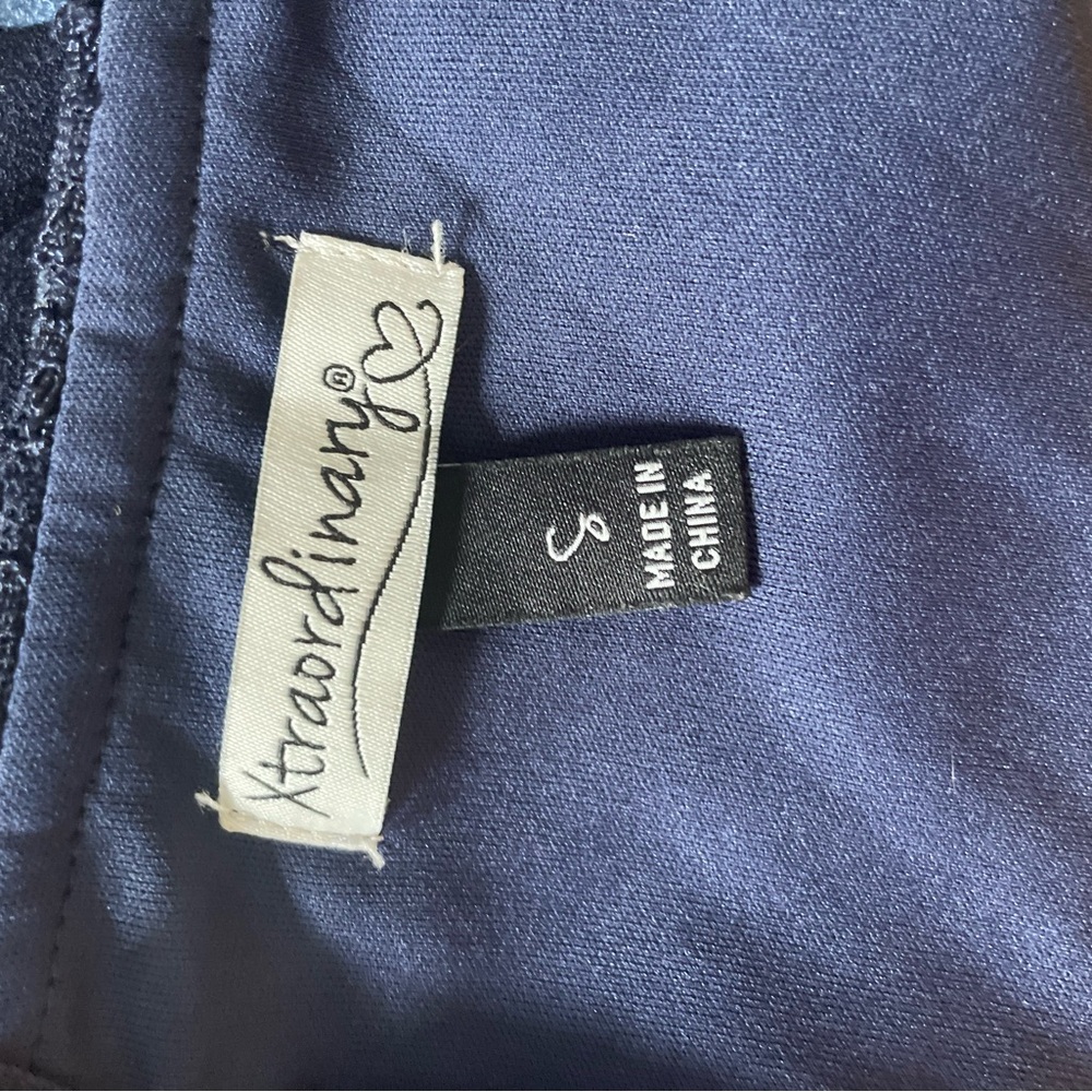 Small navy backless floral mini dress - Picture 4 of 8